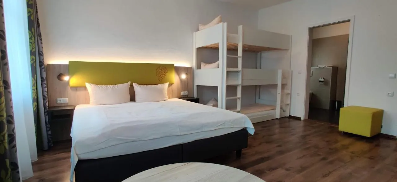 גונצבורג Hotel Goldene Traube גרמניה